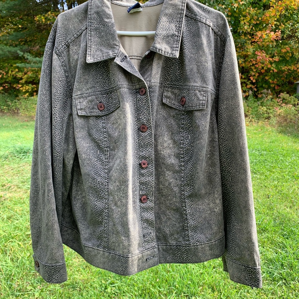 Women's Distressed Gray Jean Jacket 100% Cotton